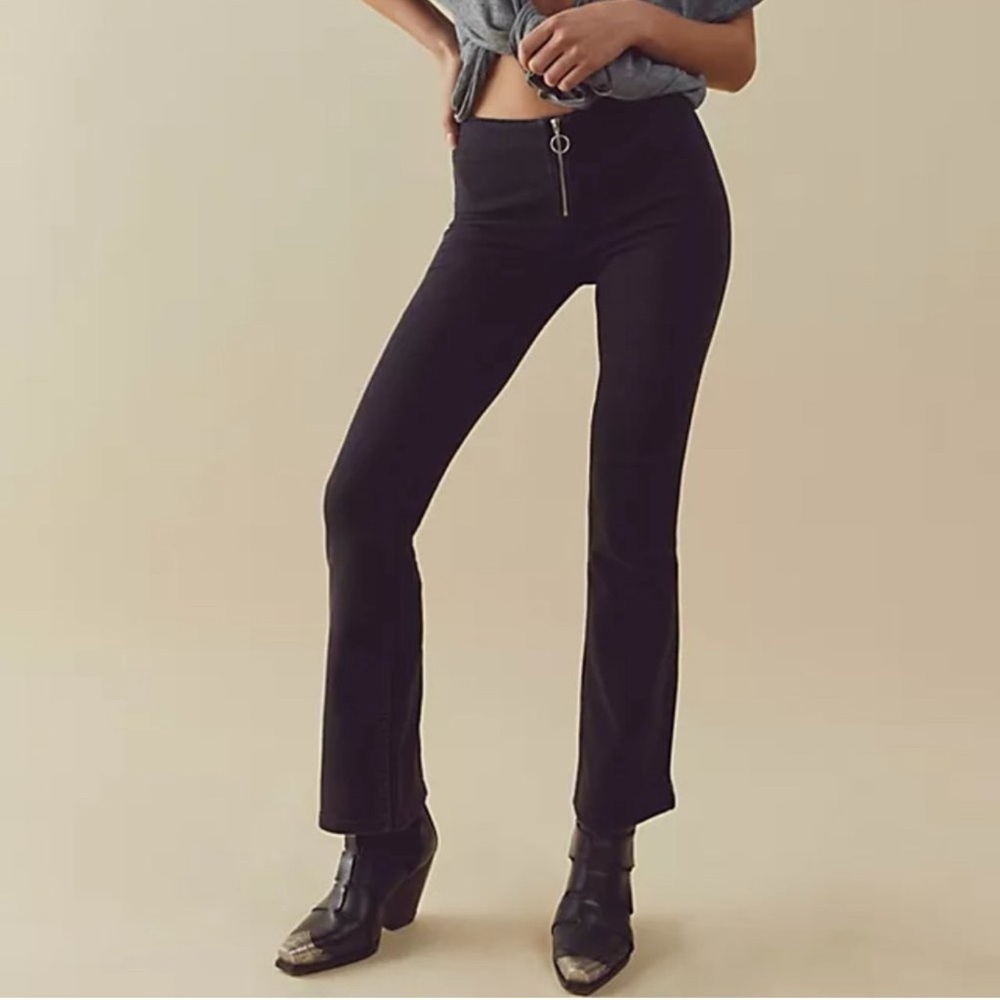 NWT Free People Jett Flare Low-Rise Black Flare Jeans Size 28